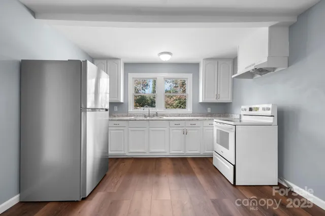 $176,999 | 728 21st Street Southwest, Hickory, NC 28602