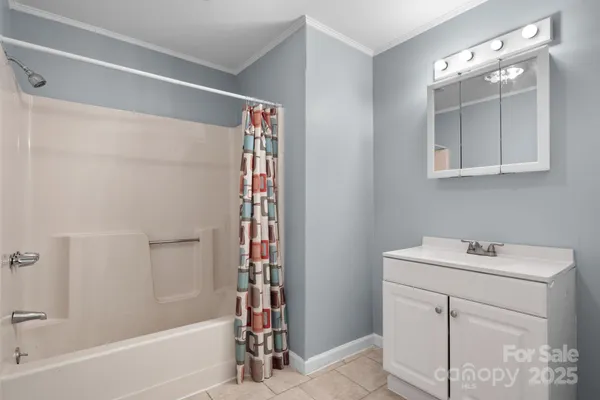 $174,999 | 728 21st Street Southwest, Hickory, NC 28602