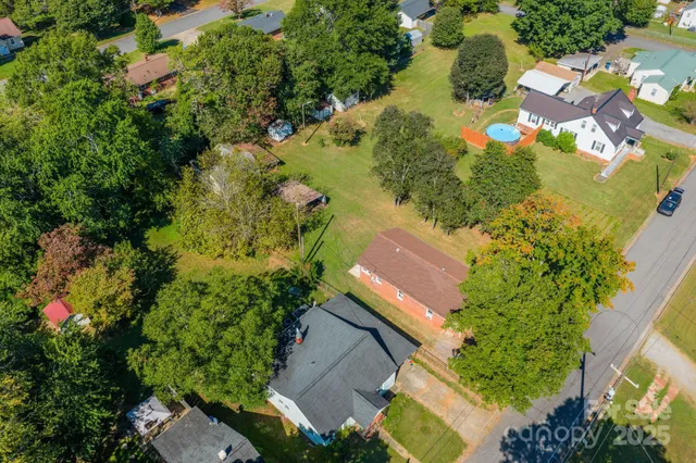 $176,999 | 728 21st Street Southwest, Hickory, NC 28602