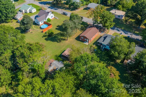 $174,999 | 728 21st Street Southwest, Hickory, NC 28602