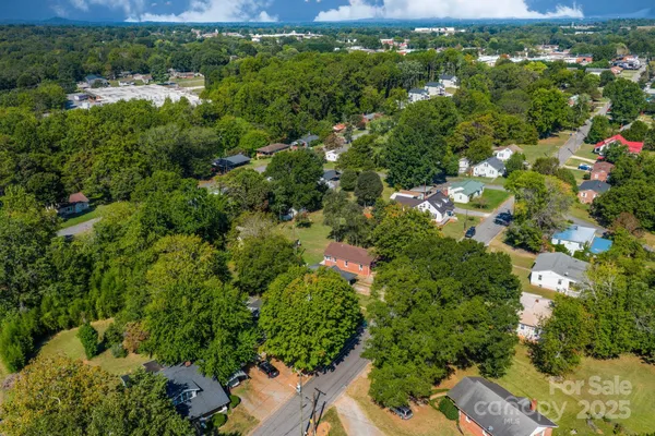 $174,999 | 728 21st Street Southwest, Hickory, NC 28602