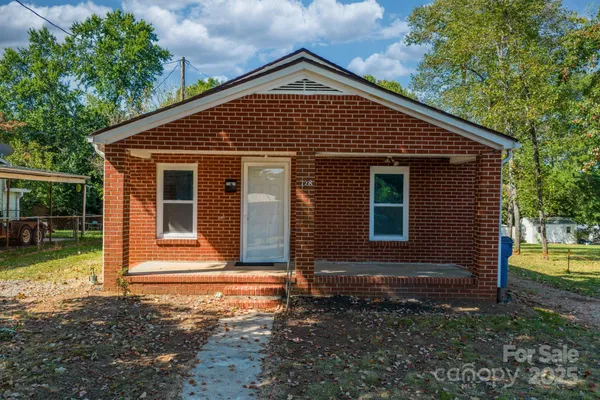 $174,999 | 728 21st Street Southwest, Hickory, NC 28602