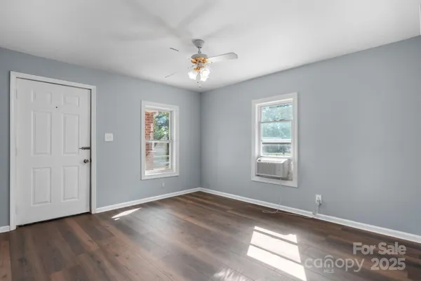 $174,999 | 728 21st Street Southwest, Hickory, NC 28602