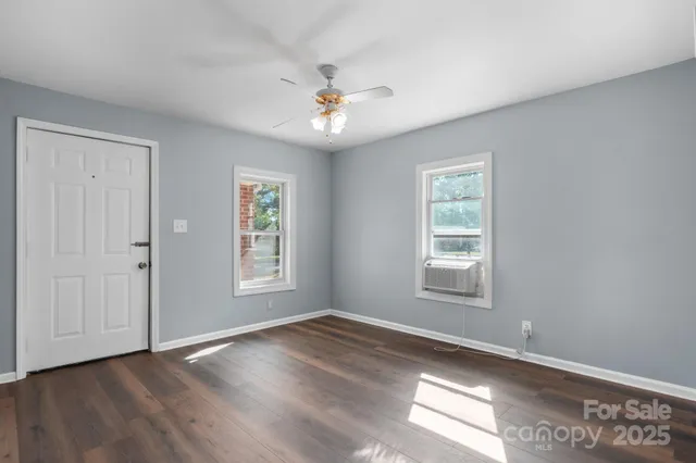 $176,999 | 728 21st Street Southwest, Hickory, NC 28602