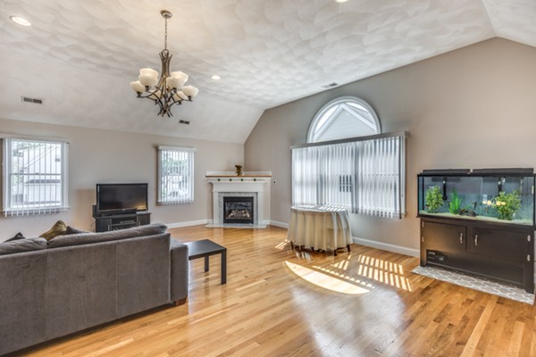 30 Rowe Hill Road Stoneham, MA 02180 - Photo 20 of 30 Gallery Image 20
