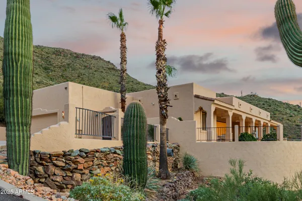$1,749,900 | 40229 North 32nd Street, Cave Creek, AZ 85331