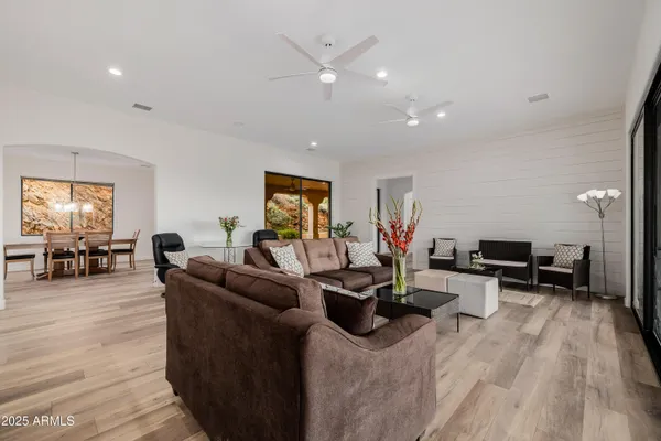 $1,749,900 | 40229 North 32nd Street, Cave Creek, AZ 85331