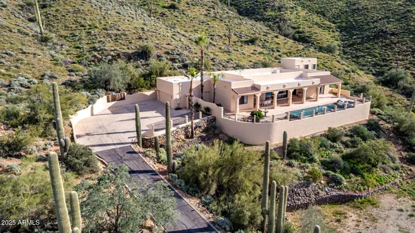 $1,749,900 | 40229 North 32nd Street, Cave Creek, AZ 85331