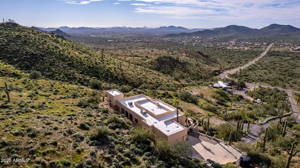 $1,749,900 | 40229 North 32nd Street, Cave Creek, AZ 85331
