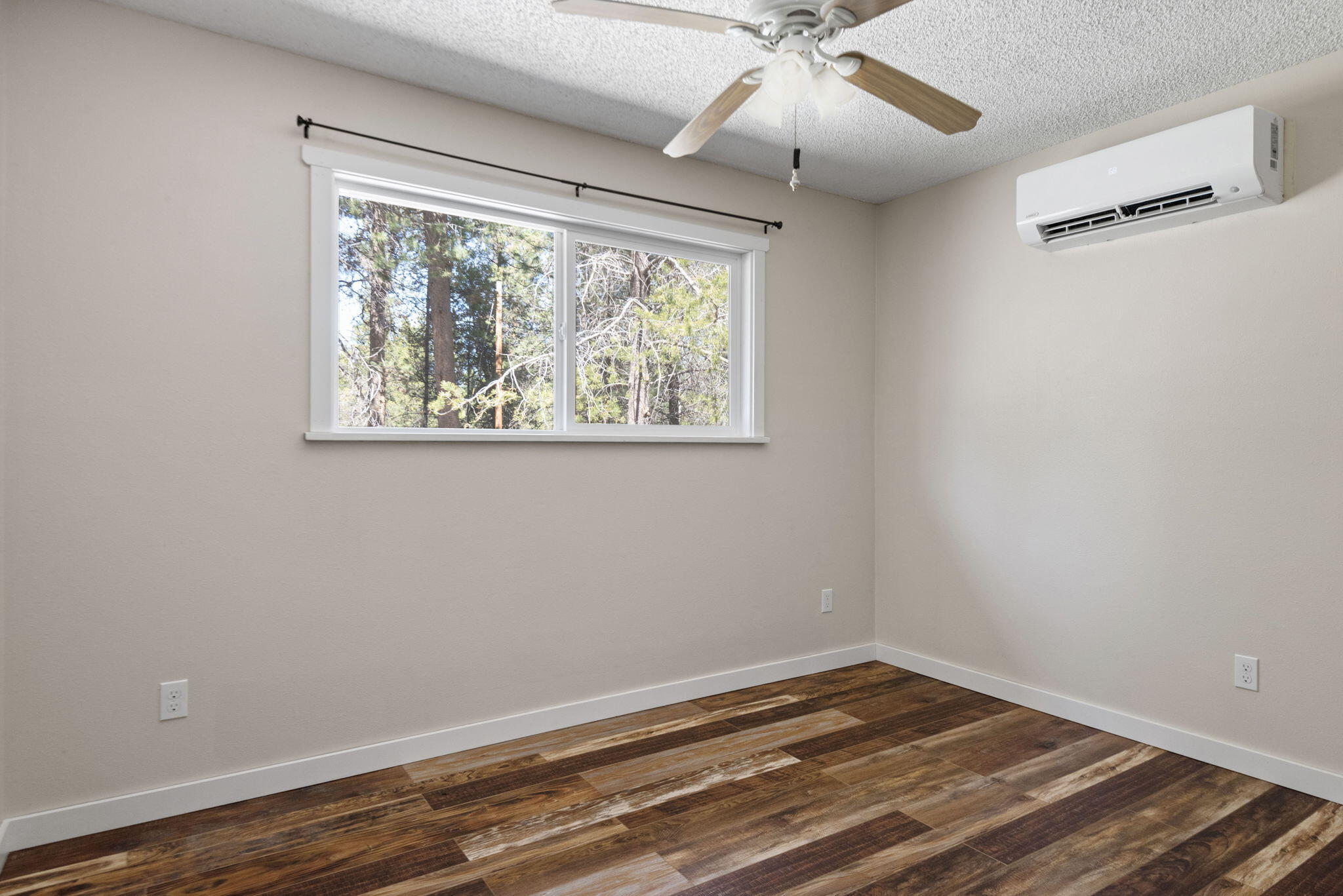16073 Burgess Road La Pine, OR 97739 - Photo 12 of 24 12-web-or-mls-DSC_8629