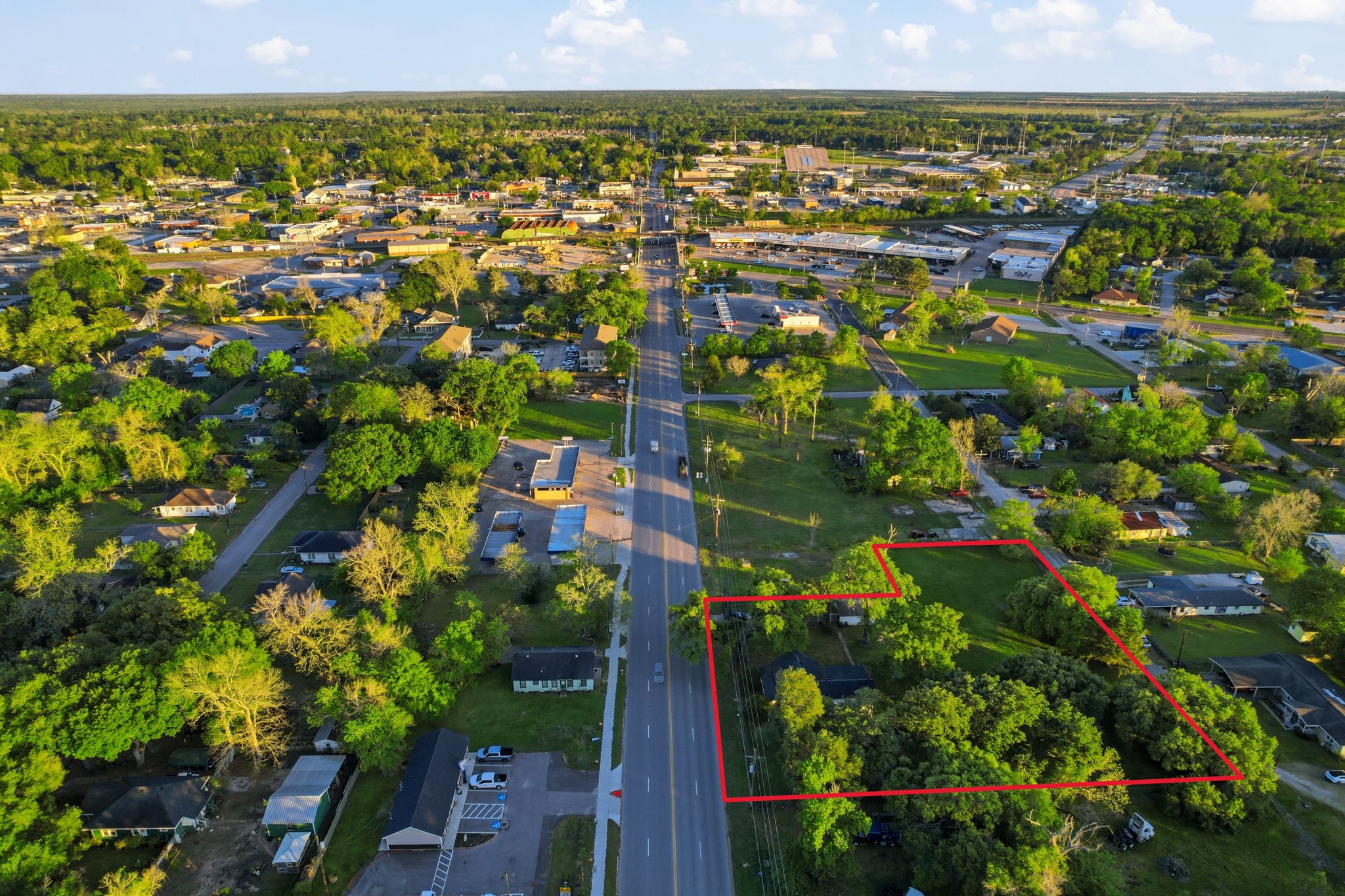 804 North Cleveland Street Dayton, TX 77535 - Photo 6 of 29 a view of a city