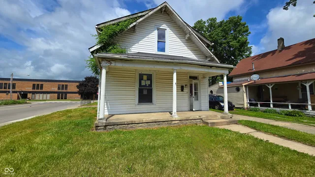 $79,500 | 310 South Pleasant Street, Edinburgh, IN 46124