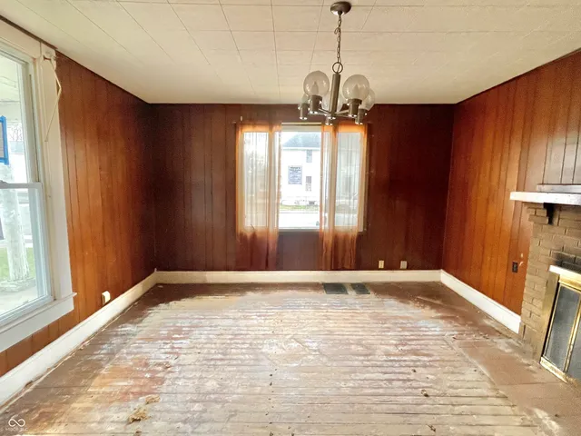 $79,500 | 310 South Pleasant Street, Edinburgh, IN 46124