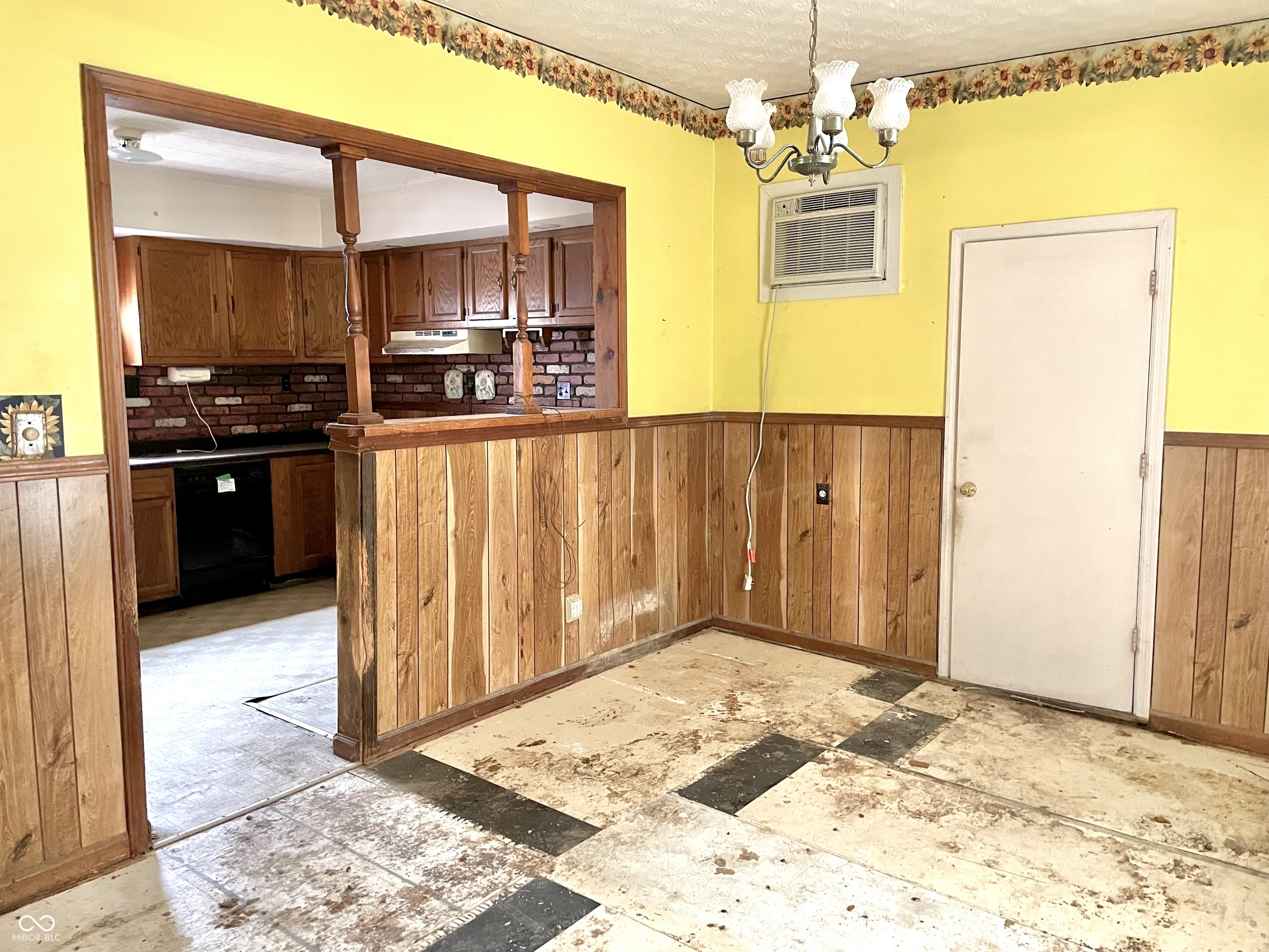 310 South Pleasant Street Edinburgh, IN 46124 - Photo 23 of 53