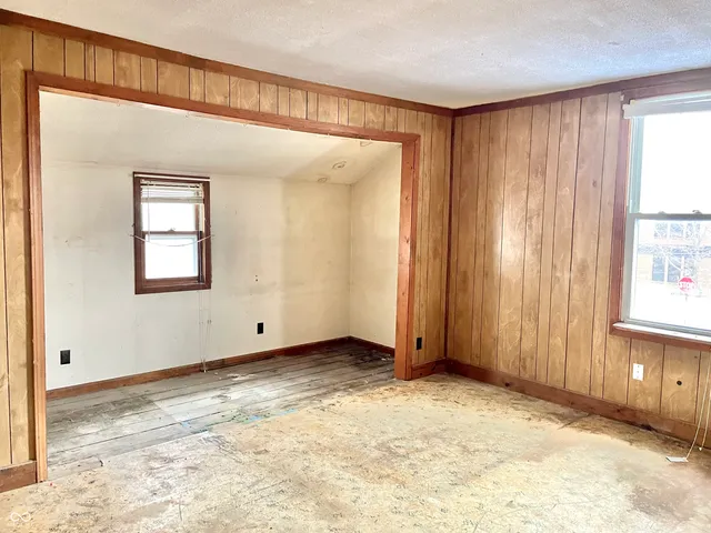 $79,500 | 310 South Pleasant Street, Edinburgh, IN 46124