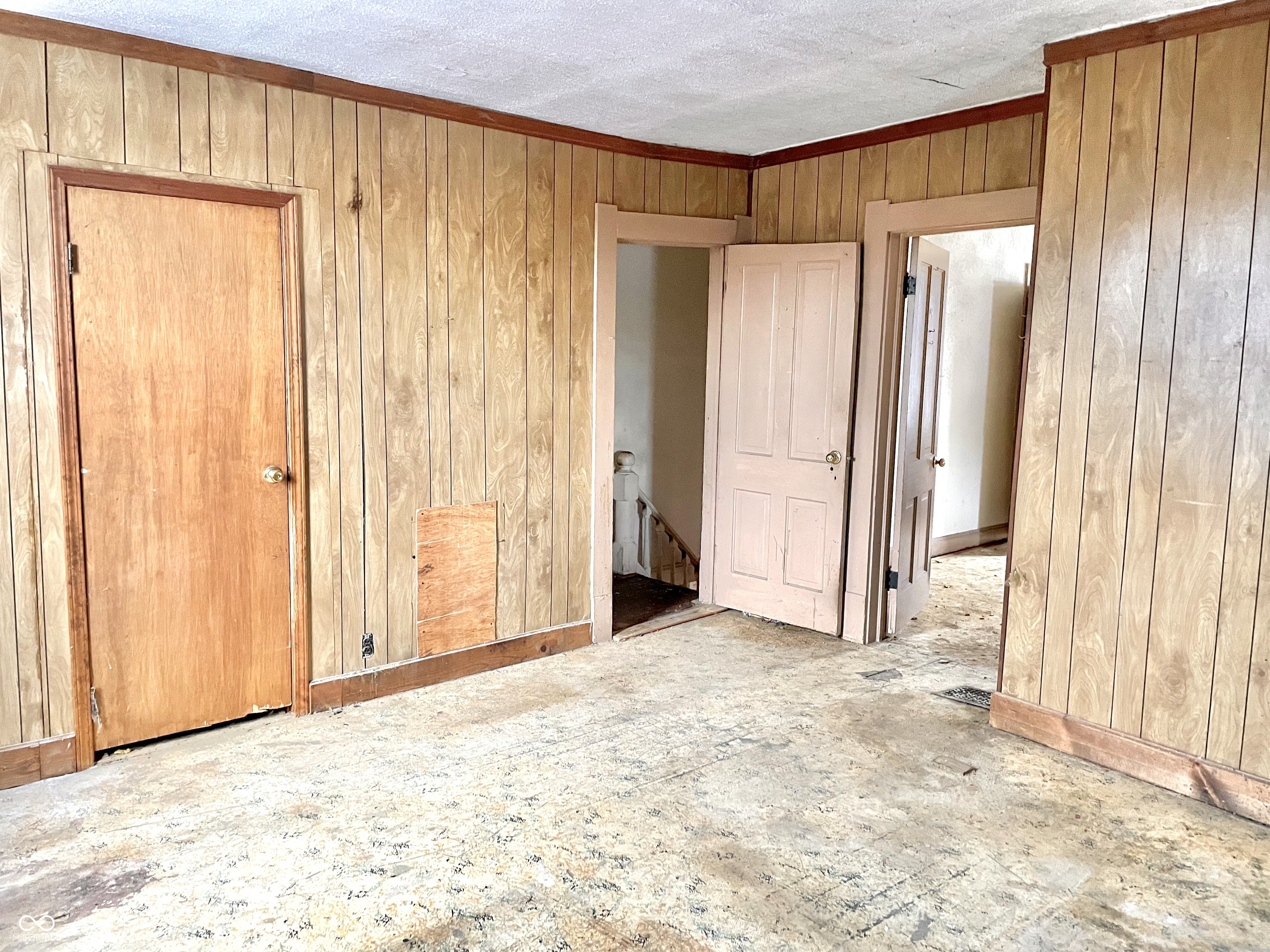 310 South Pleasant Street Edinburgh, IN 46124 - Photo 33 of 53
