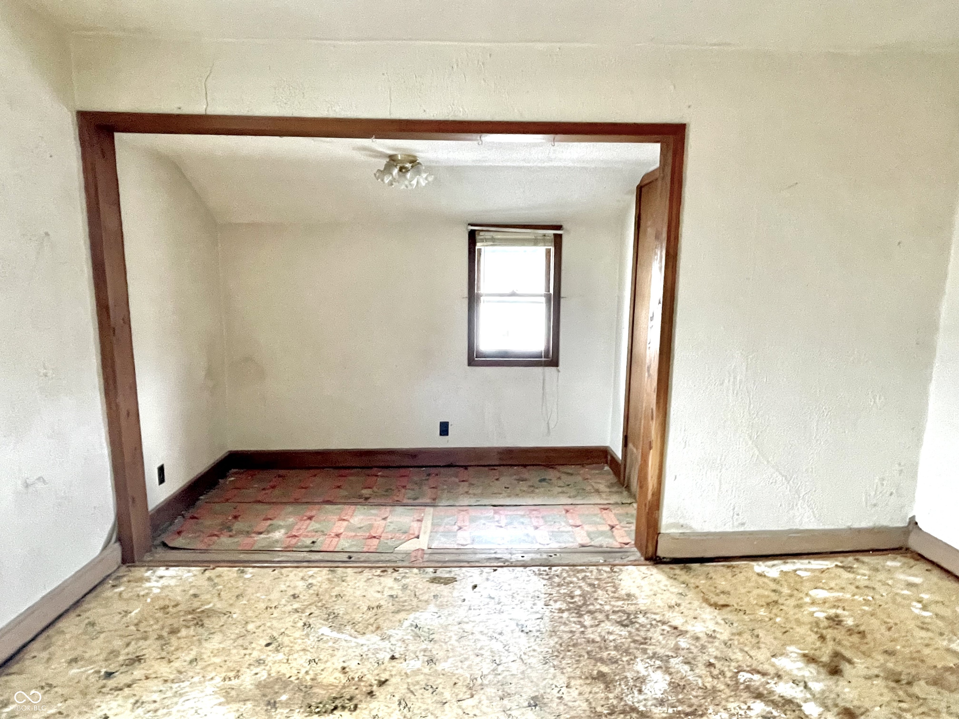 310 South Pleasant Street Edinburgh, IN 46124 - Photo 41 of 53