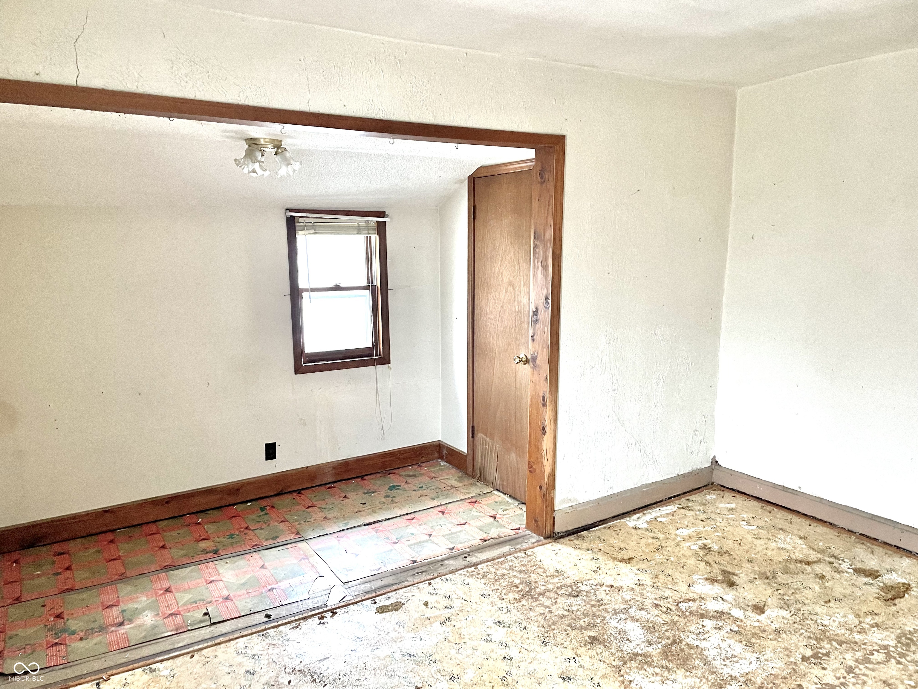 310 South Pleasant Street Edinburgh, IN 46124 - Photo 45 of 53