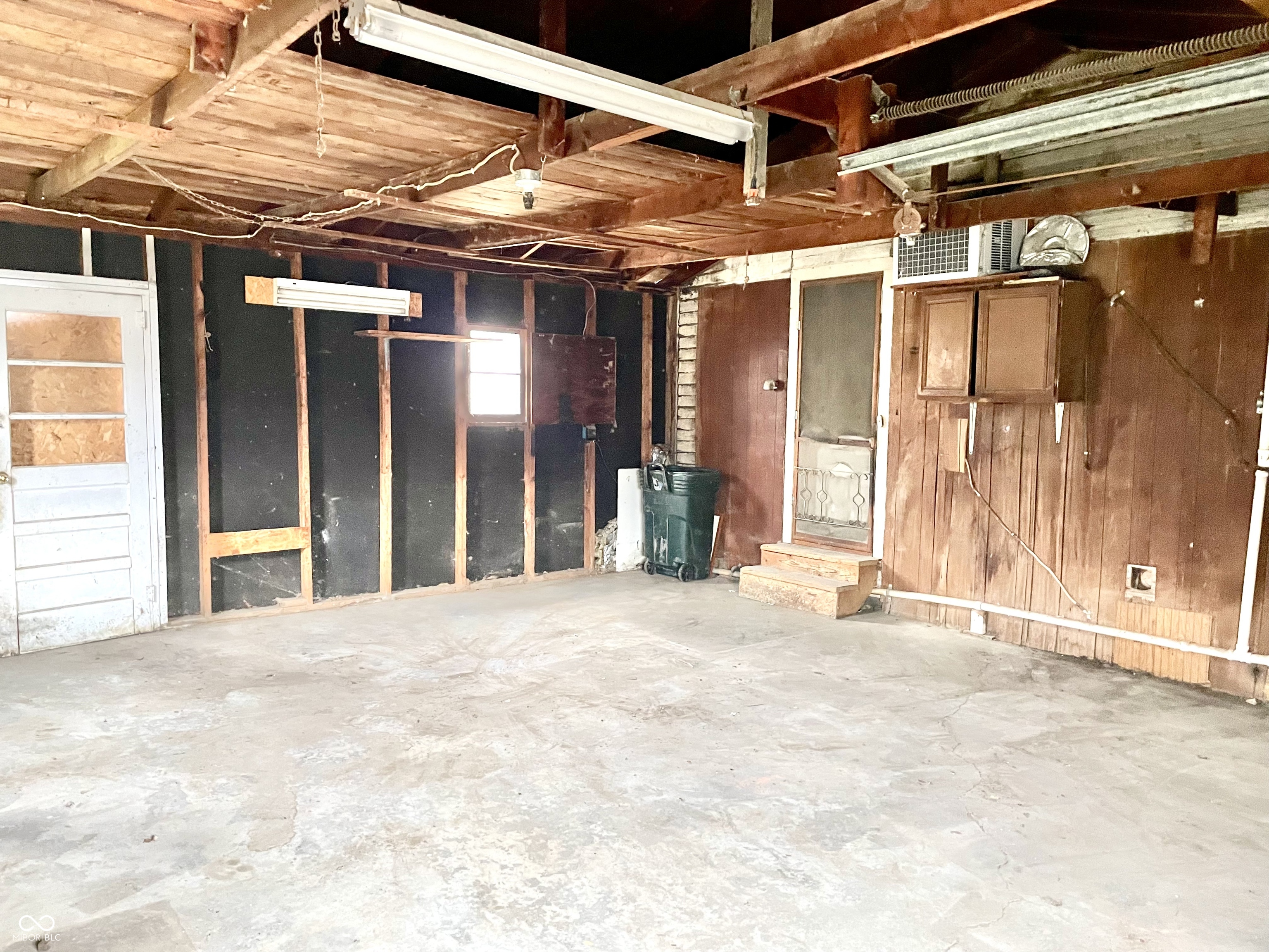 310 South Pleasant Street Edinburgh, IN 46124 - Photo 51 of 53
