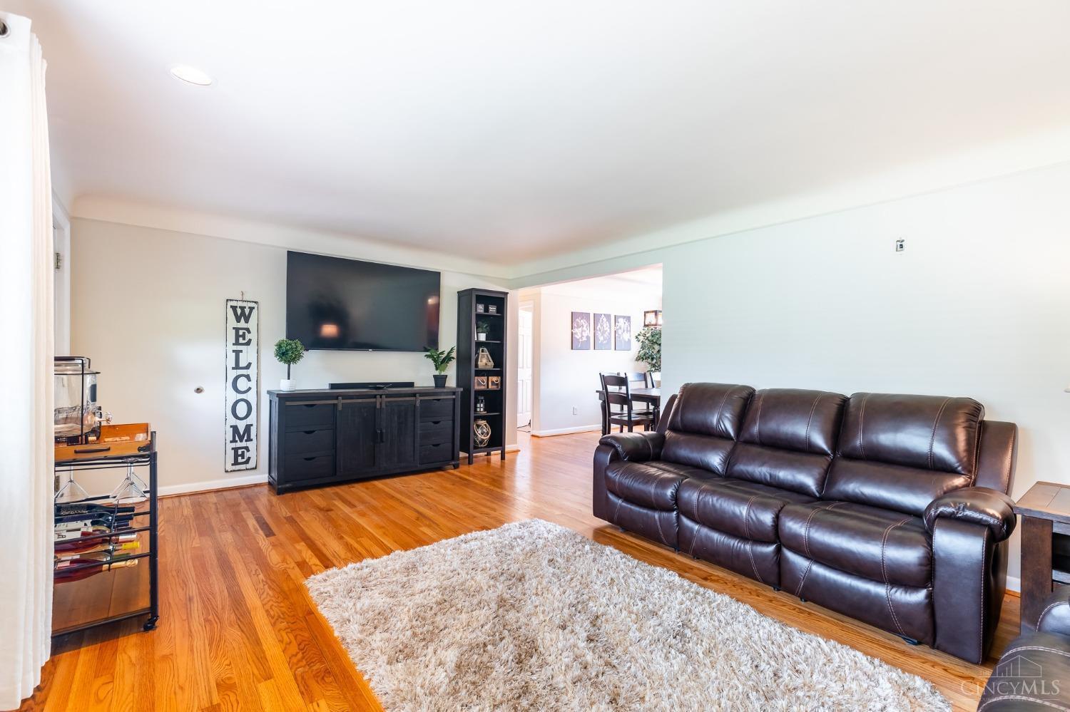 2530 Devils Backbone Road Cincinnati, OH 45233 - Photo 6 of 40 Gallery Image 6