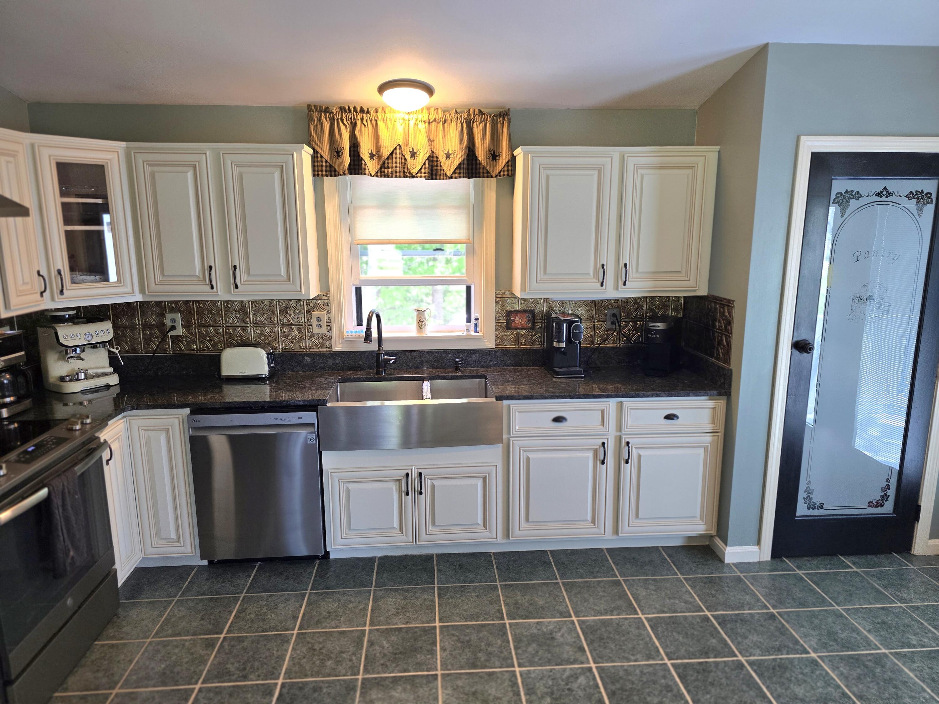 5 Roland Avenue Lewiston, ME 04240 - Photo 25 of 63 20250603_124350