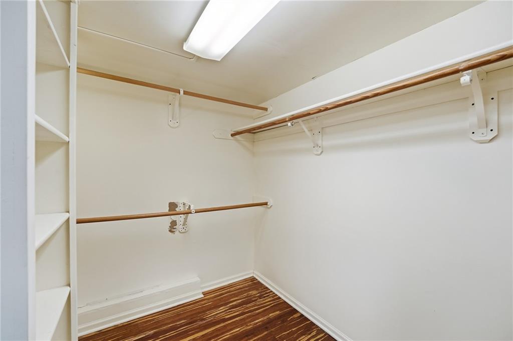 12724 Overbrook Road Leawood, KS 66209 - Photo 44 of 81 Gallery Image 44