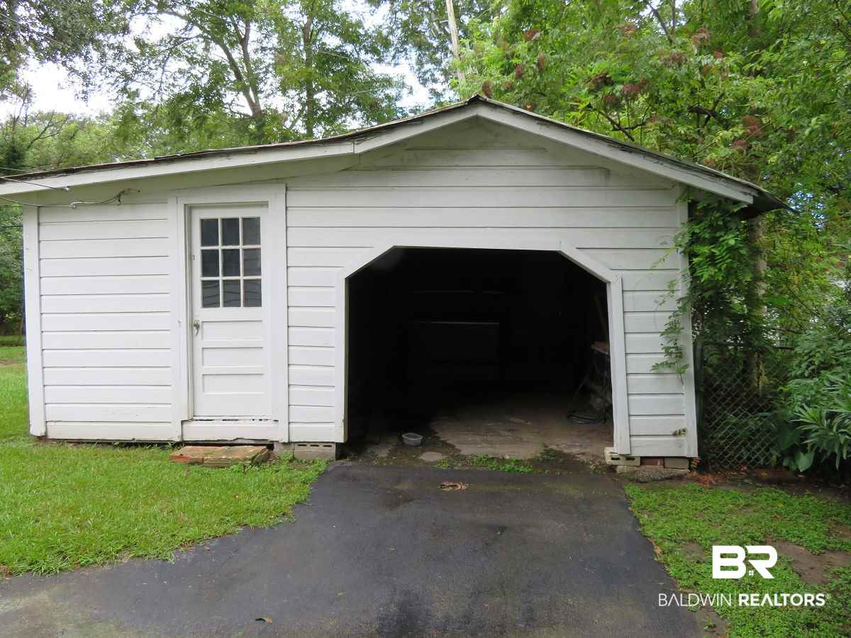 307 3rd Street Mobile, AL 36611 - Photo 18 of 20