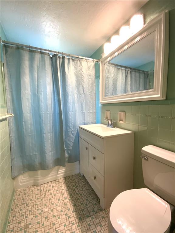 1229 Girard Road Pittsburgh, PA 15227 - Photo 11 of 14 Gallery Image 11