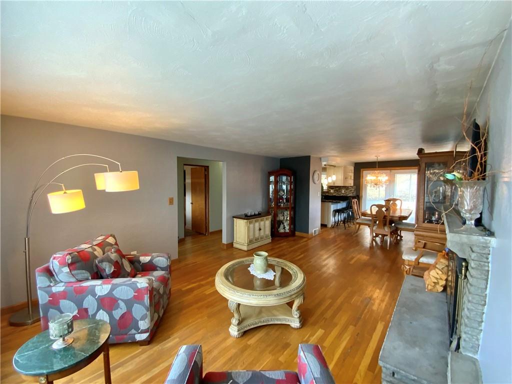 1229 Girard Road Pittsburgh, PA 15227 - Photo 6 of 14 Gallery Image 6