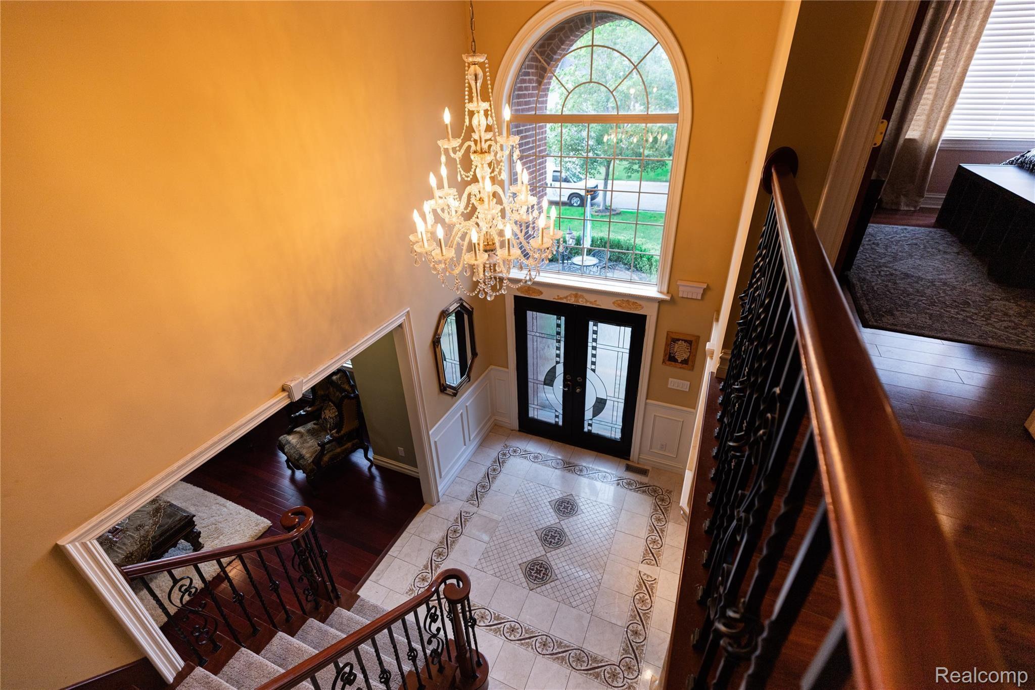 1603 Angela Road Walled Lake, MI 48390 - Photo 58 of 76 1603 Angela Dr-65.jpg