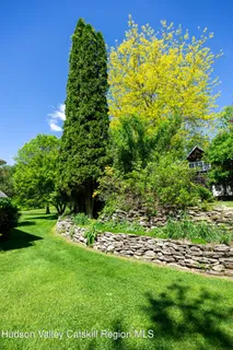 $1,250,000 | 90-92 Steam Hollow Road, Greenfield Park, NY 12435