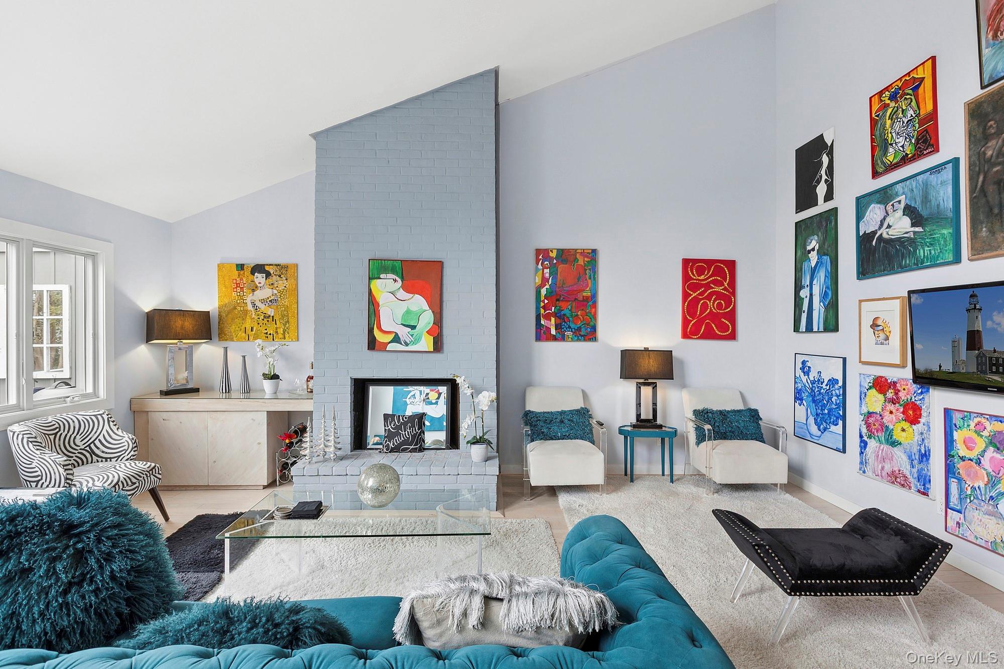 514 Pantigo Road, Unit 22 East Hampton, NY 11937 - Photo 3 of 16