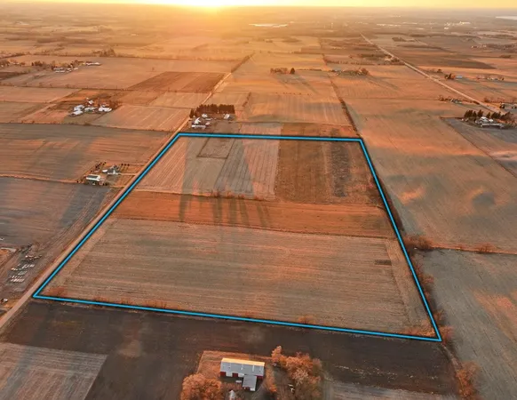 $1 | 55 M/l Acres Slinde, Stoughton, WI 53589