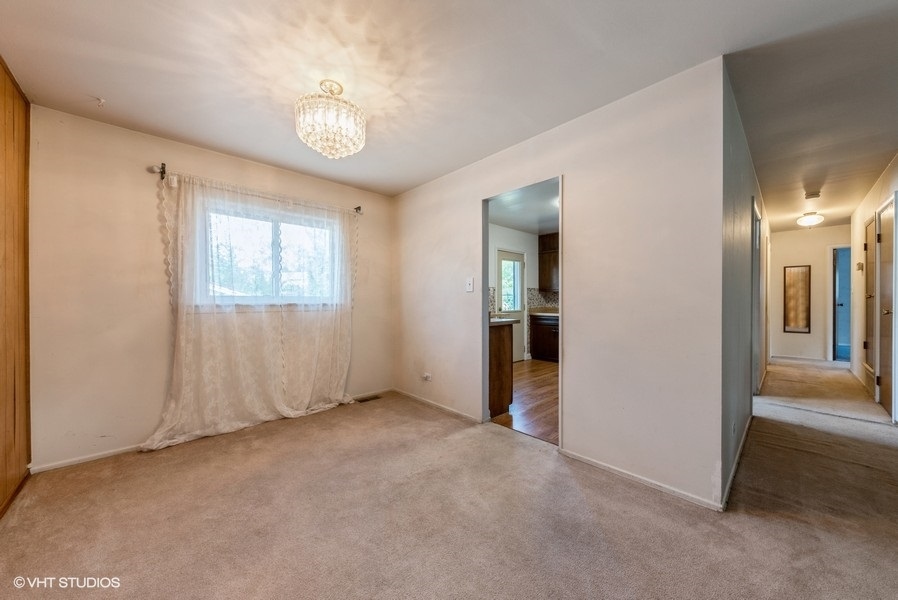 1645 Jefferson Road Hoffman Estates, IL 60169 - Photo 4 of 15
