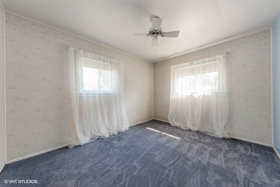 1645 Jefferson Road Hoffman Estates, IL 60169 - Photo 7 of 15