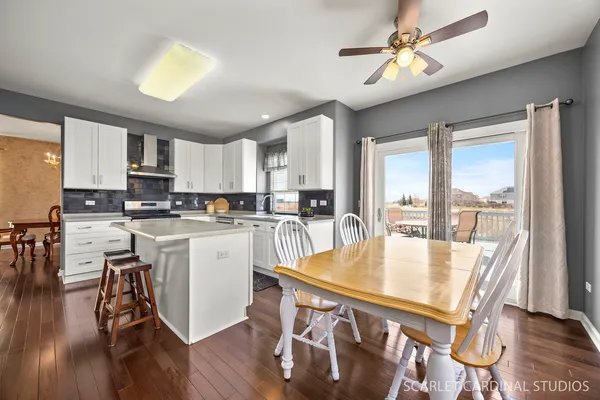 $600,000 | 1661 Trails End Lane, Bolingbrook, IL 60490