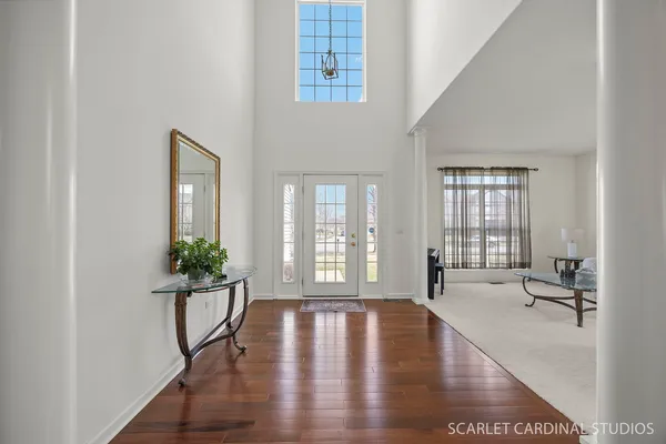 $600,000 | 1661 Trails End Lane, Bolingbrook, IL 60490