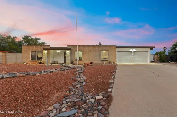 $299,900 | 3241 South Ames Place, Tucson, AZ 85730