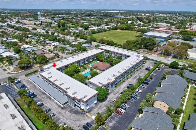 a picture of a bathroom with a window