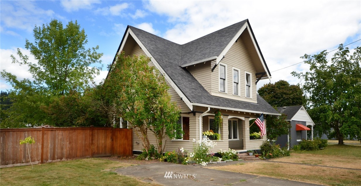564 Southwest Chehalis Avenue Chehalis, WA 98532 - Photo 1 of 29 Gallery Image 1