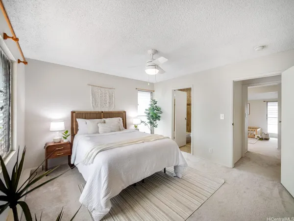 $1,400,000 | 94-337 Makapipipi Street, Mililani, HI 96789