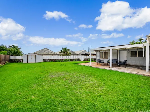$1,400,000 | 94-337 Makapipipi Street, Mililani, HI 96789
