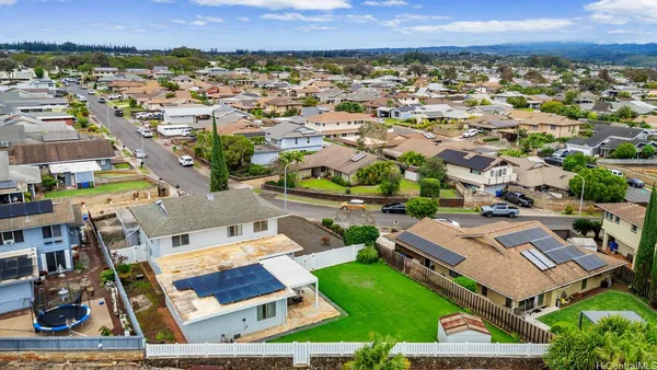 $1,400,000 | 94-337 Makapipipi Street, Mililani, HI 96789