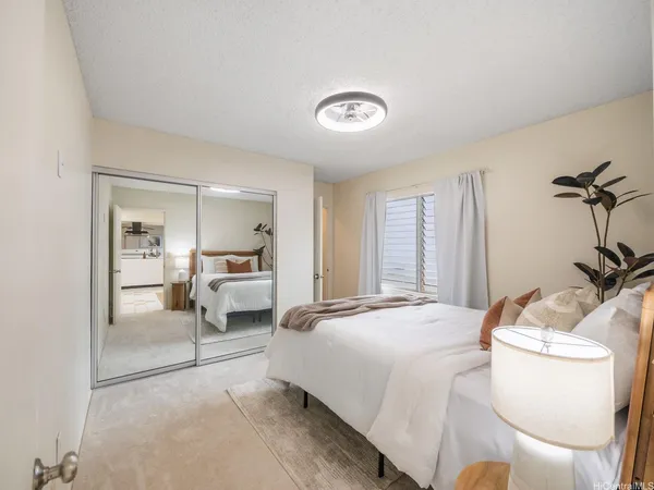 $1,400,000 | 94-337 Makapipipi Street, Mililani, HI 96789