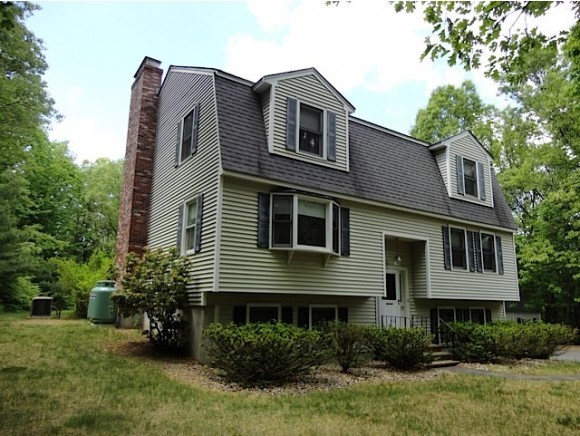 11 Fields Farm Road Merrimack, NH 03054 - Photo 3 of 35 Gallery Image 3