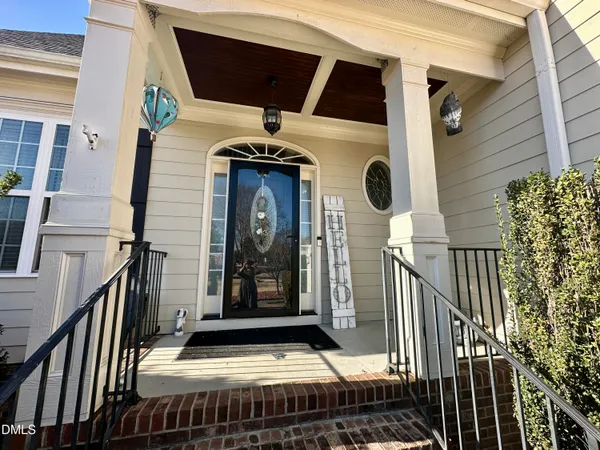 a view of front door and porch
