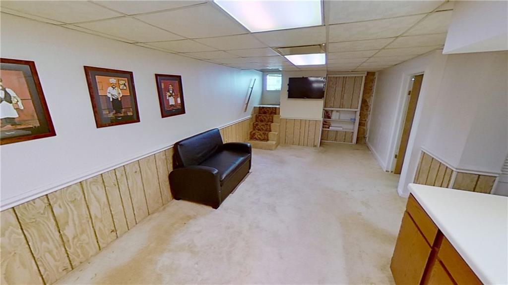 3725 Schuette Road Pittsburgh, PA 15227 - Photo 11 of 18 Gallery Image 11