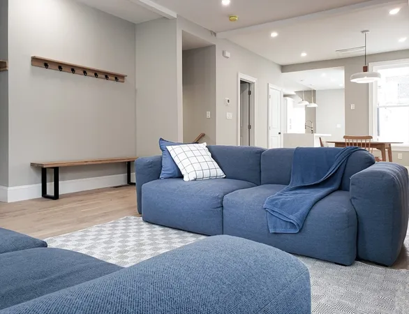$4,000 | 97 Trenton Street, Unit 1, Boston, MA 02128