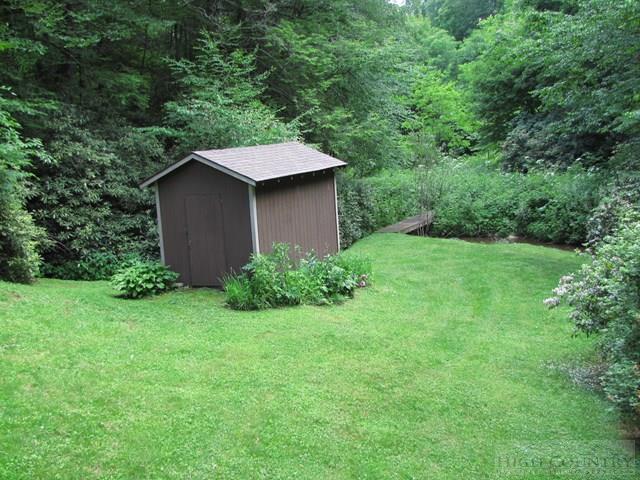1571 New Vale Road Newland, NC 28657 - Photo 12 of 12 Gallery Image 12