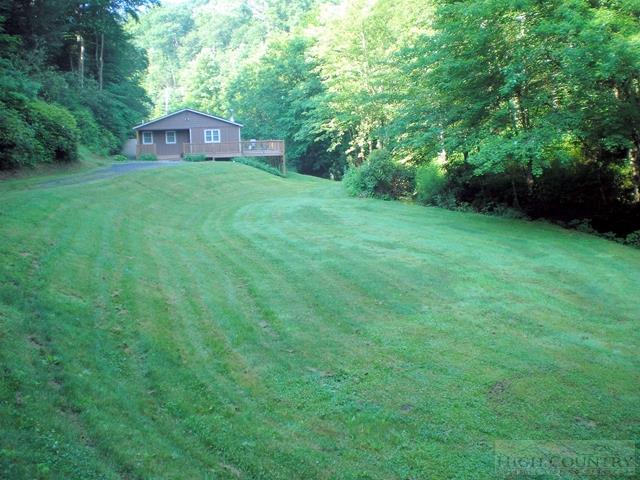 1571 New Vale Road Newland, NC 28657 - Photo 2 of 12 Gallery Image 2